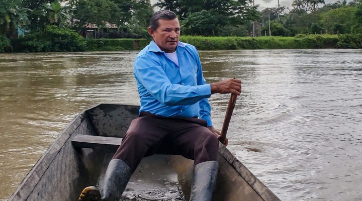 evangelist-crossing-river-in-latin-america_mi_051823