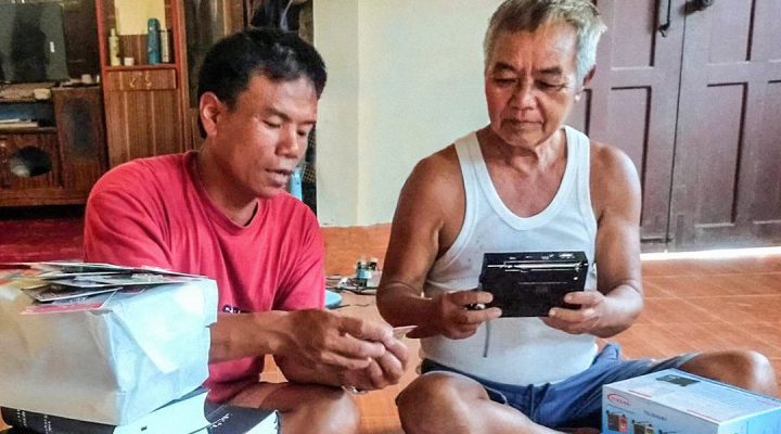 listening-to-radio-in-laos_mi_052523